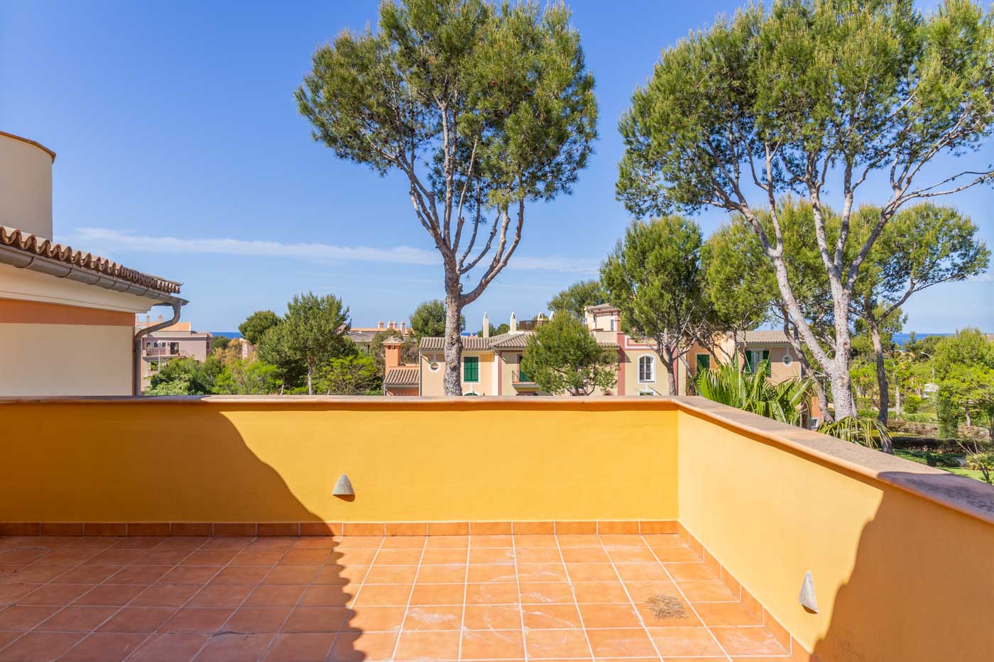 Corner town house in Las Adelfas Nova Santa Ponsa