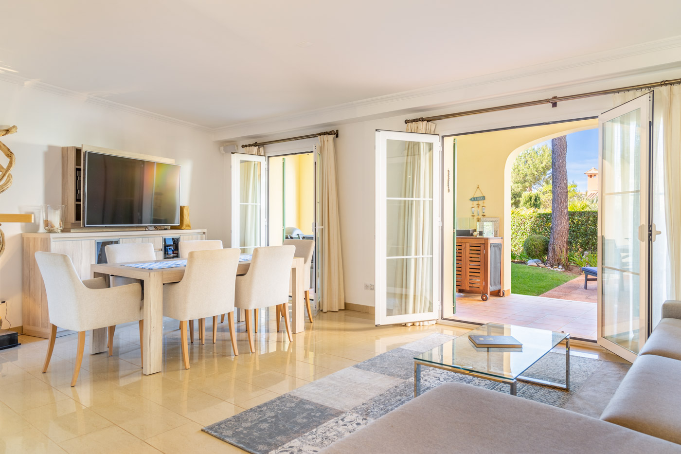 Corner town house in Las Adelfas Nova Santa Ponsa