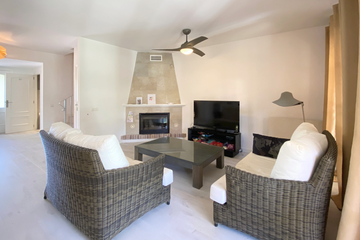 Townhouse in a beautiful residential community in Santa Ponsa