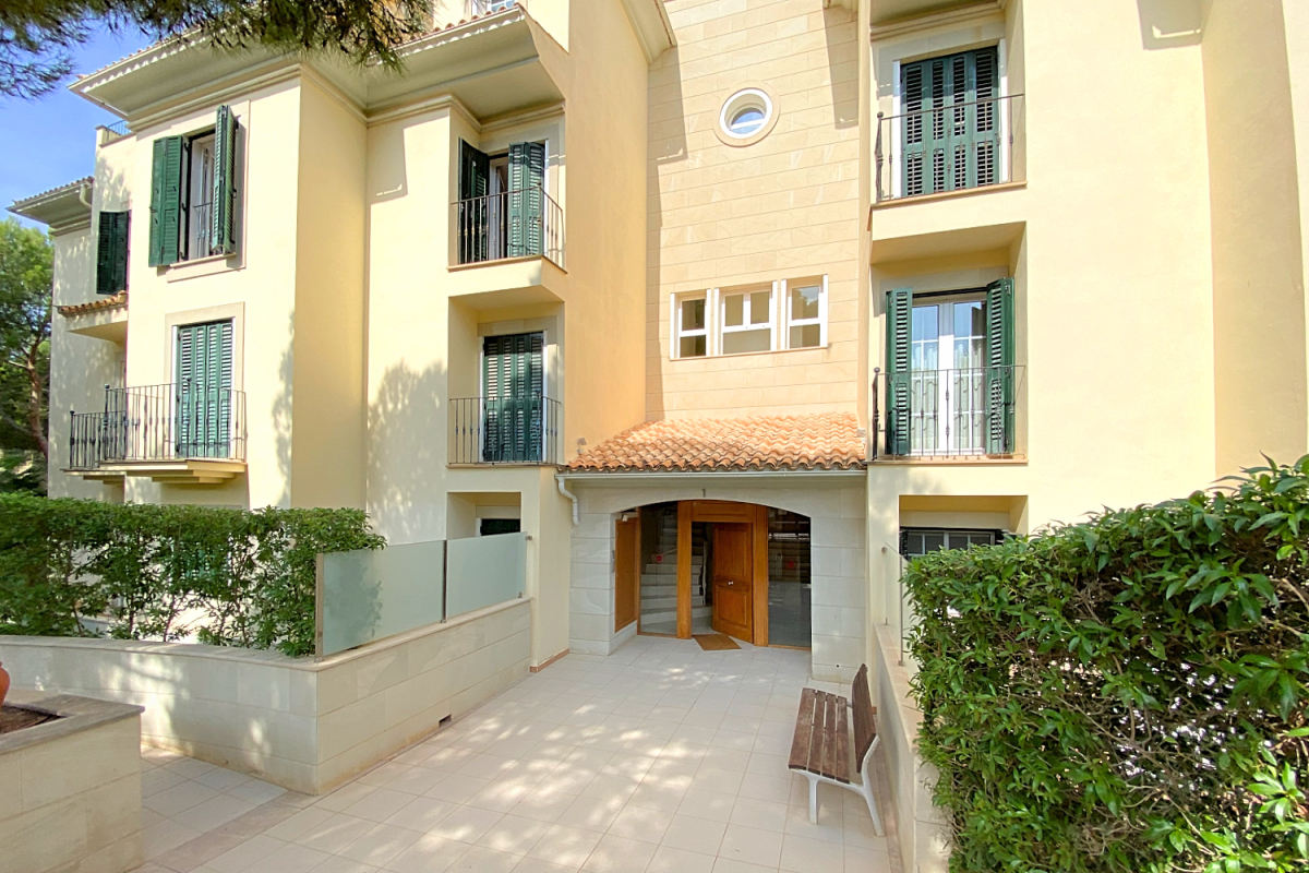 Garden apartment in Nova Santa Ponsa