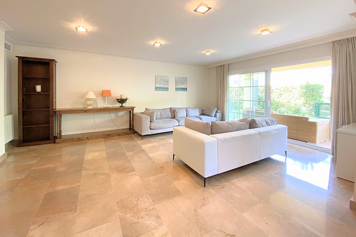 Garden apartment in Nova Santa Ponsa