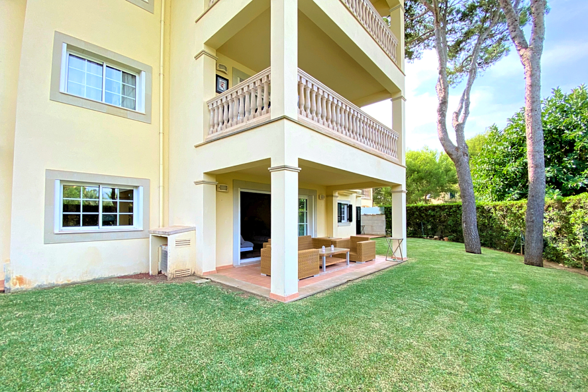 Garden apartment in Nova Santa Ponsa