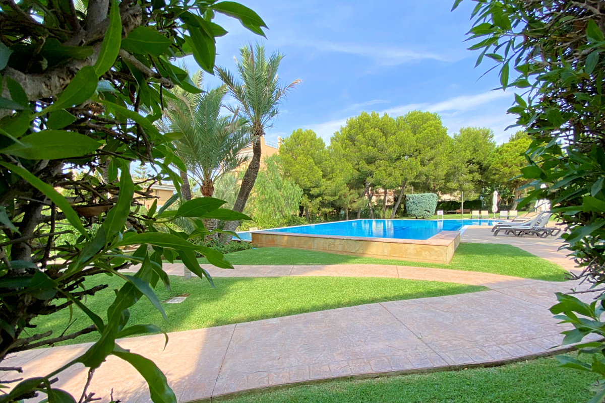 Garden apartment in Nova Santa Ponsa