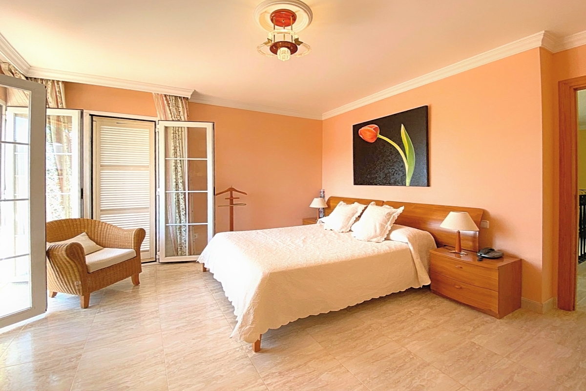 Mediterranean villa with panoramic views in Nova Santa Ponsa