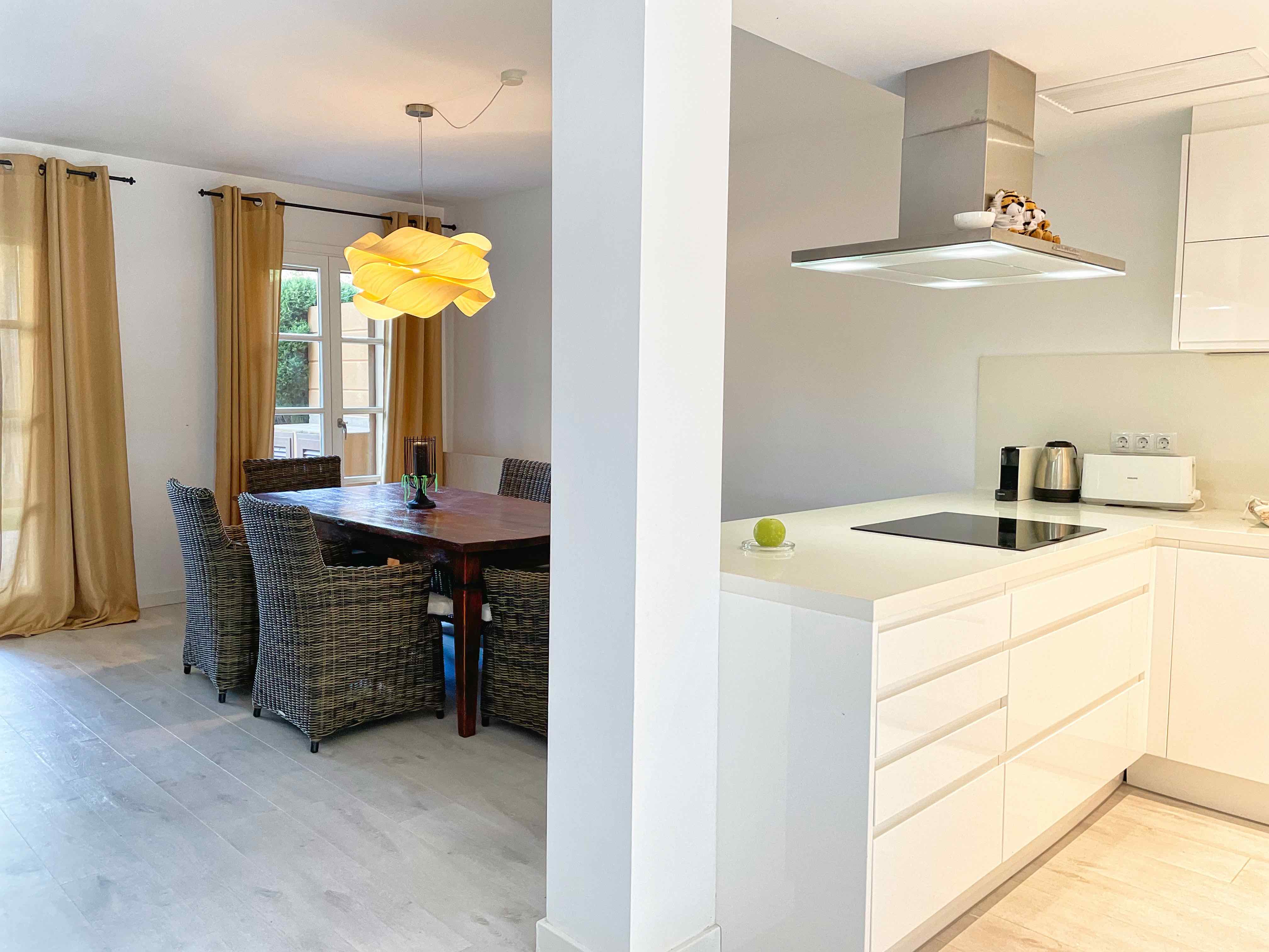 Townhouse in a beautiful residential community in Santa Ponsa