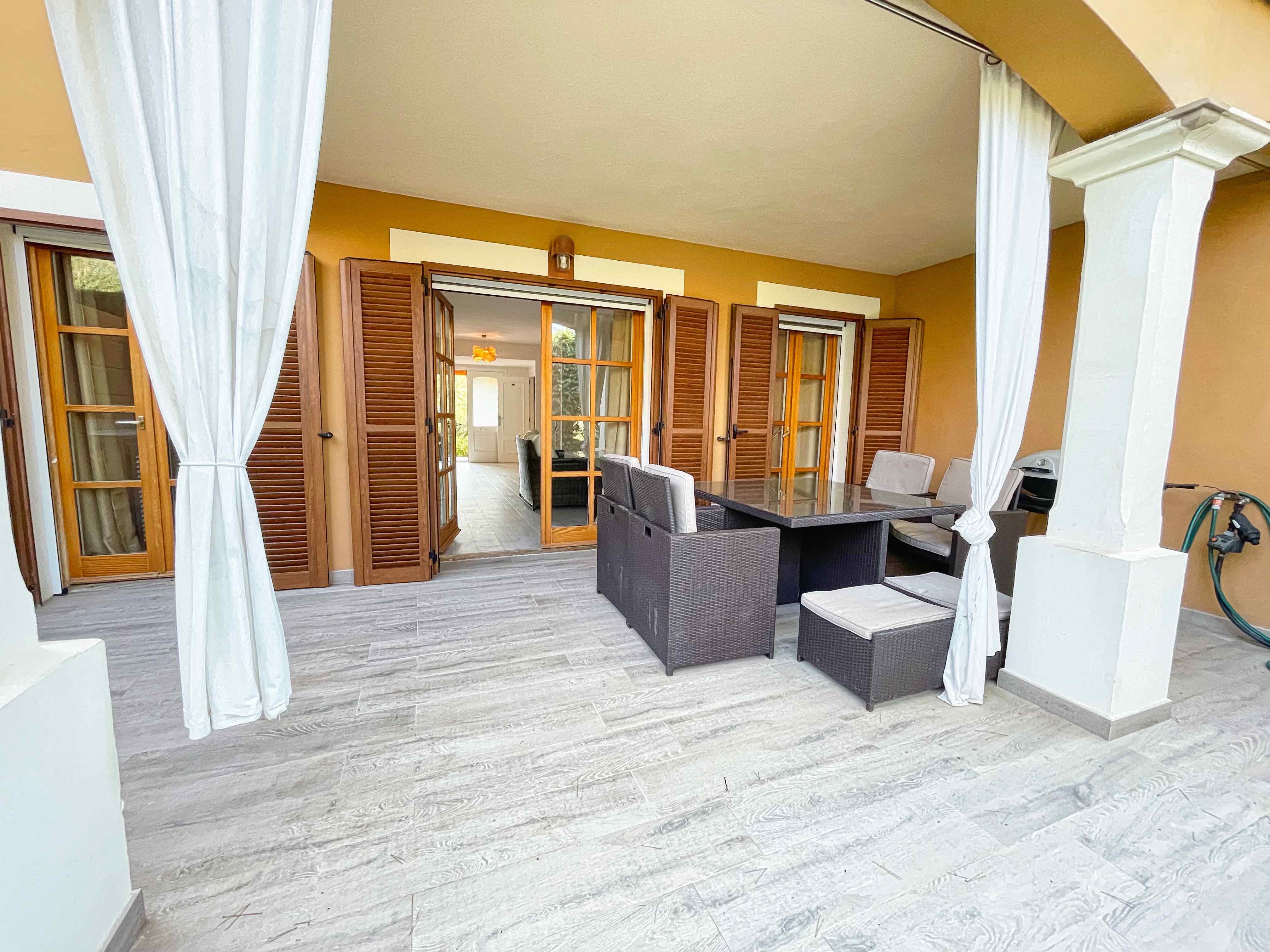 Townhouse in a beautiful residential community in Santa Ponsa