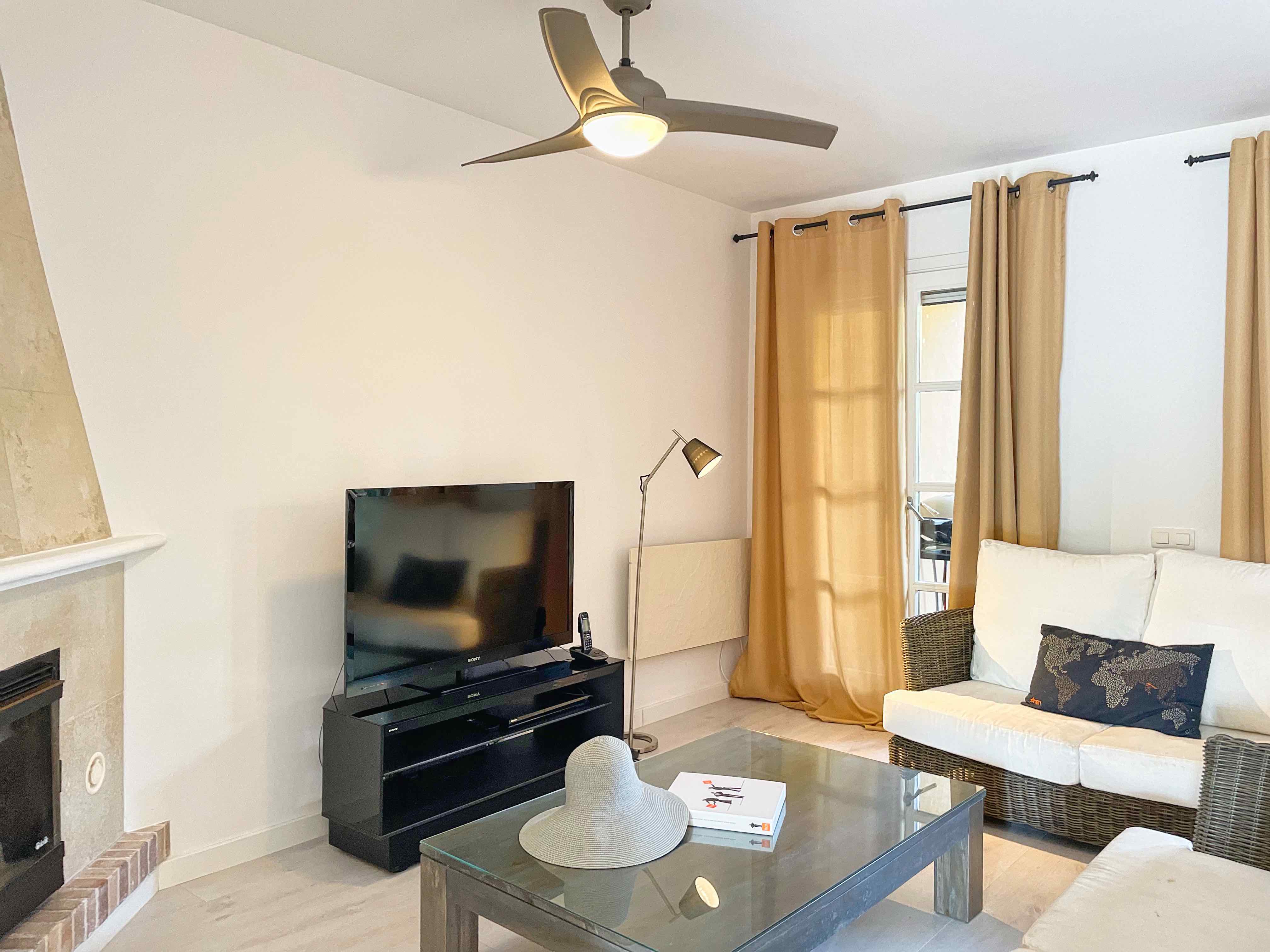 Townhouse in a beautiful residential community in Santa Ponsa