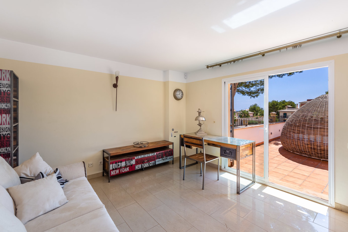 Beautiful town house in Nova Santa Ponsa