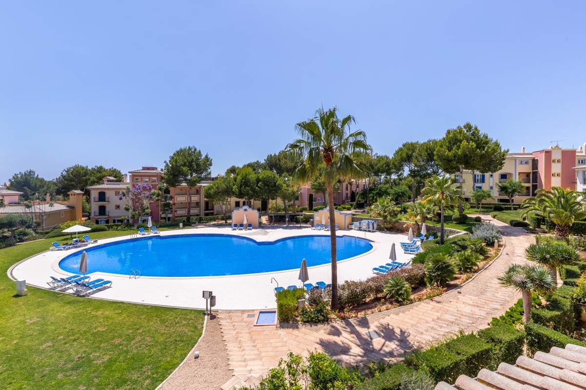 Beautiful town house in Nova Santa Ponsa