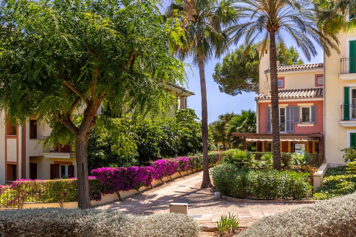 Beautiful town house in Nova Santa Ponsa