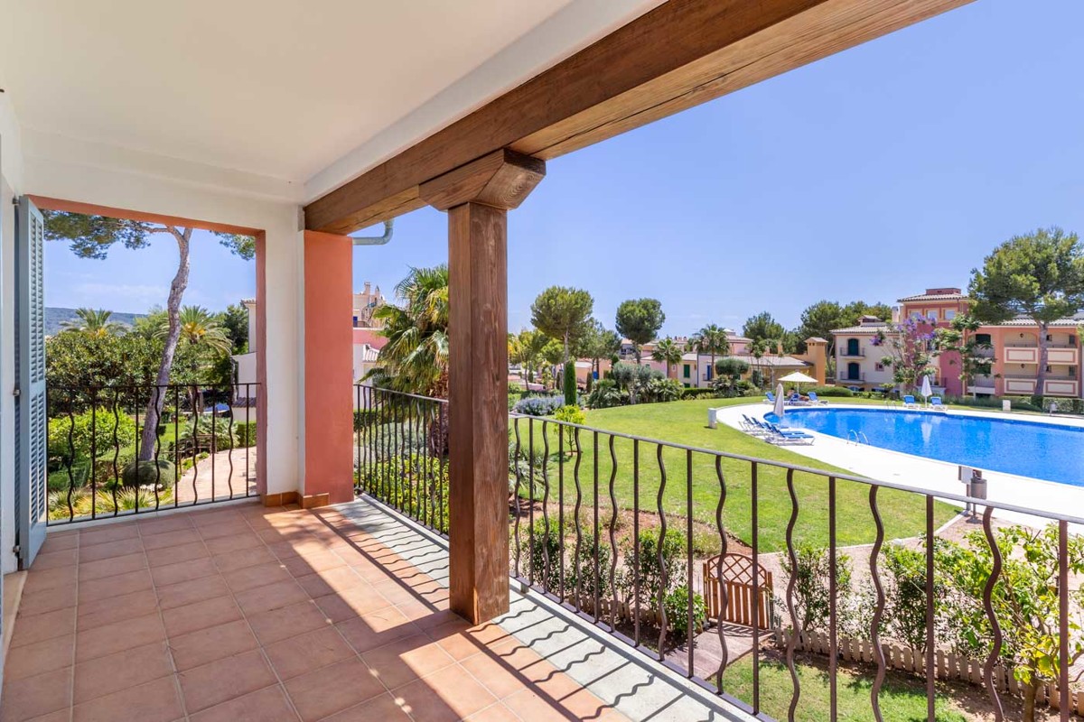 Beautiful town house in Nova Santa Ponsa