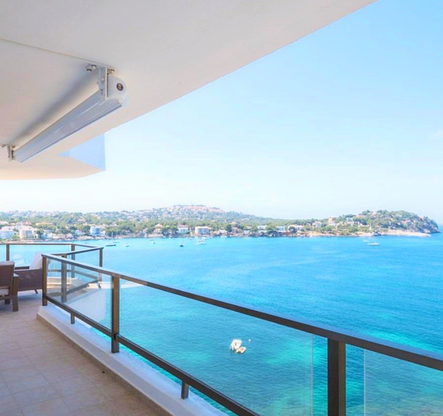 Spacious apartment in sea front of Santa Ponsa