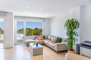 004-luxus-reihenhaus-in-santa-ponsa-mit-meerblick-luxury-town-house-in-santa-ponsa-with-sea-views-casa-adosada-con-vistas-al-mar-en-santa-ponsa (1).jpg