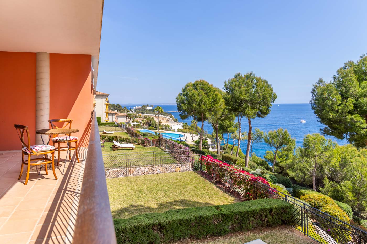 Luxury flat in seafront residence in Sol de Mallorca