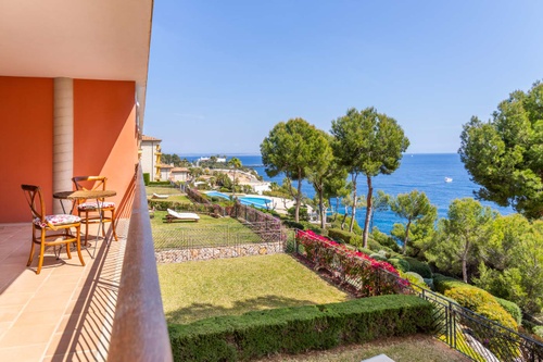 Luxury flat in seafront residence in Sol de Mallorca