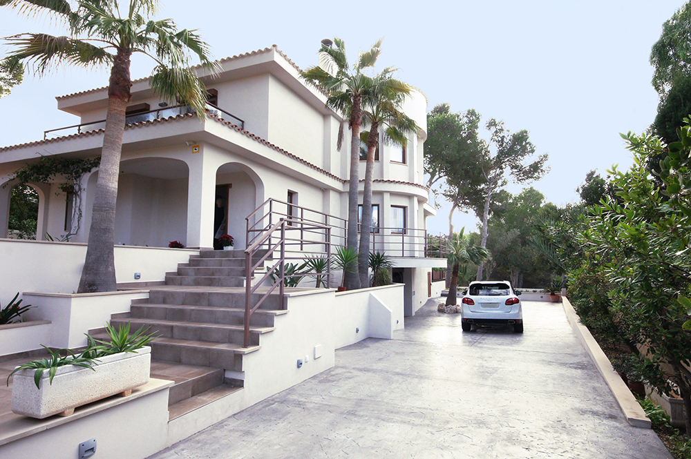 Villa de lujo en Santa Ponsa con licencia vacacional