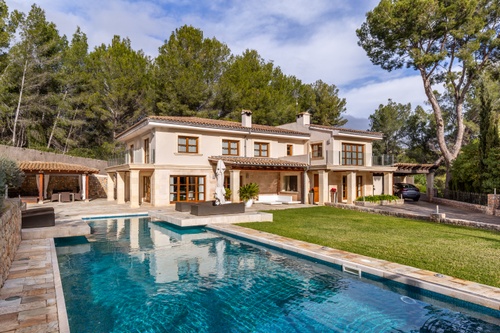 Casa de lujo con privacidad en Son Vida